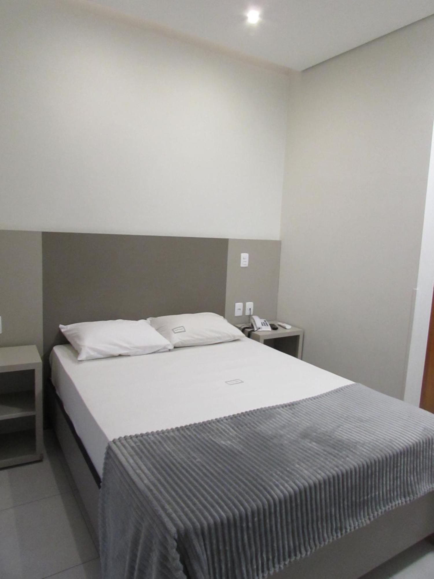 Hotel Urbis A 10 Minutos Rua 25 De Marco, Bras,Bom Retiro,A 2 Minutos Do Mirante Sampa Sky São Paulo Exteriör bild